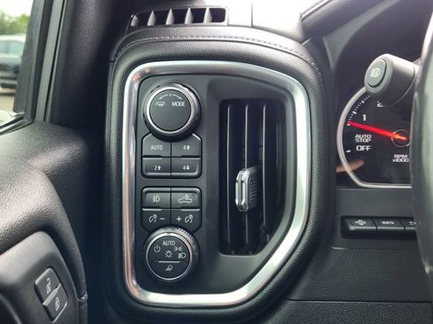 Used 2021 Chevrolet Silverado 1500 High Country w/ Technology Package AWD/4WD image 26