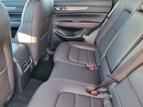 New 2025 MAZDA CX-5 Signature image 8