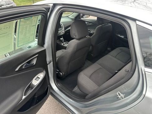 Used 2023 Chevrolet Malibu LS image 22