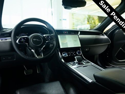 Used 2024 Jaguar XF R-Dynamic SE image 12