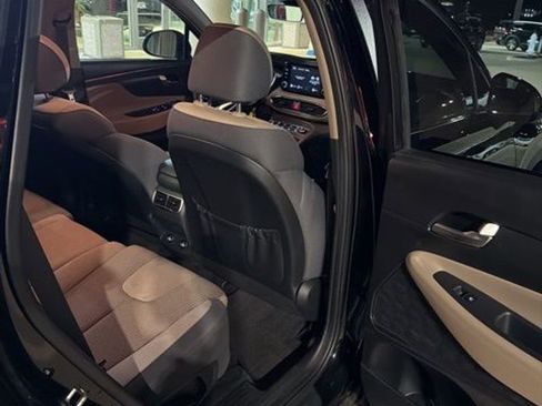 Used 2023 Hyundai Santa Fe SE w/ Cargo Package image 17