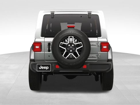 New 2024 Jeep Wrangler Unlimited Sahara w/ Technology Group AWD/4WD image 10