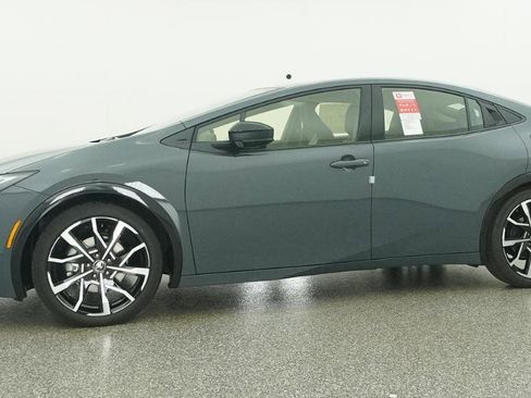 New 2026 Toyota Prius XSE image 17