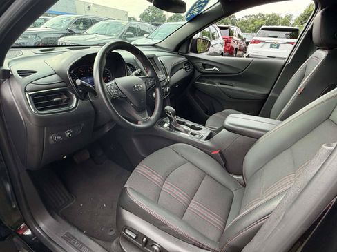 Used 2023 Chevrolet Equinox RS FWD image 12