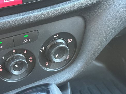 Used 2017 RAM ProMaster City Tradesman w/ Rear Back-up Camera Group FWD image 31