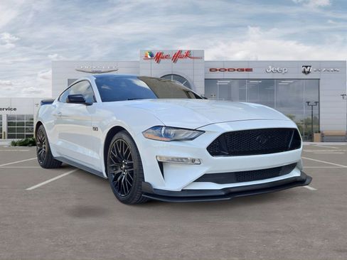 Used 2021 Ford Mustang GT Premium w/ Black Accent Package RWD image 7