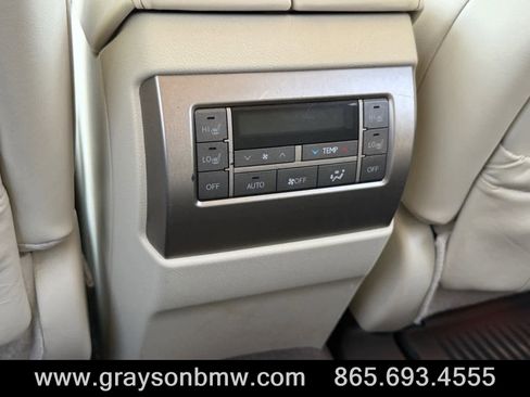 Used 2018 Lexus GX 460 Premium w/ Premium Package image 23