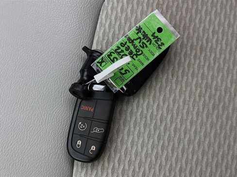 Used 2022 Jeep Compass Latitude w/ Convenience Group AWD/4WD image 23