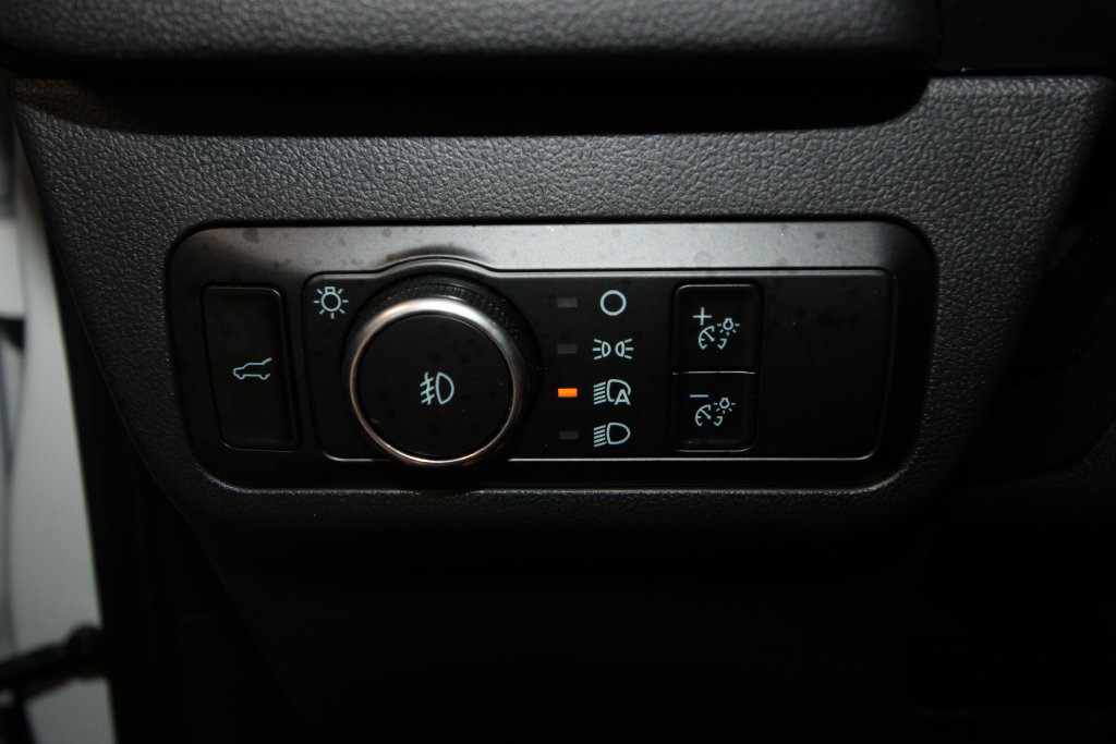 Used 2023 Ford Escape Platinum AWD/4WD image 10