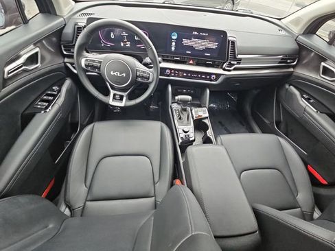 Used 2024 Kia Sportage EX image 14
