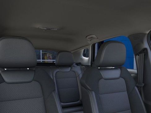 New 2026 Chevrolet Trax LT FWD image 24