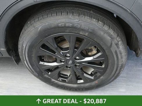 Used 2024 Ford Escape Active AWD/4WD image 17