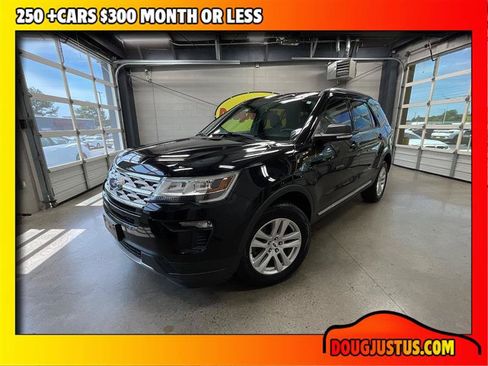 Used 2019 Ford Explorer XLT w/ Equipment Group 201A AWD/4WD image 1