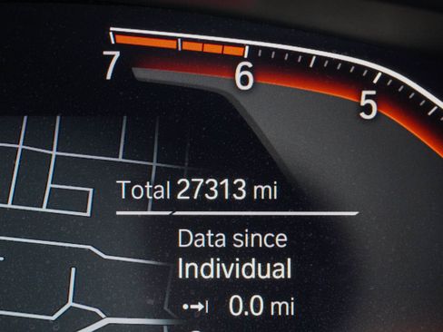 Certified 2023 BMW 530i xDrive w/ Premium Package AWD/4WD image 18