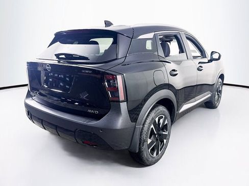 New 2026 Nissan Kicks SV image 5