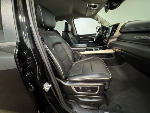 Used 2022 RAM 1500 Laramie image 13