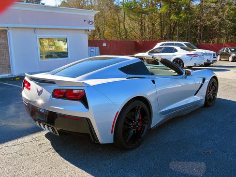 Used 2016 Chevrolet Corvette w/ Z51 Performance Package w/ Battery Protection Package RWD image 11