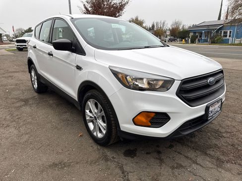 Used 2019 Ford Escape S image 7