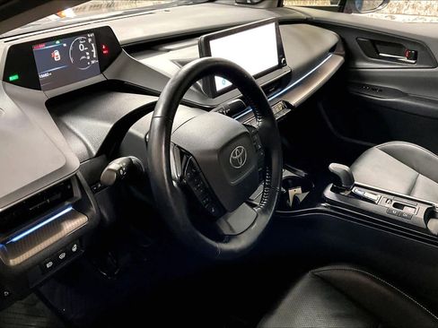 Used 2024 Toyota Prius Limited image 16