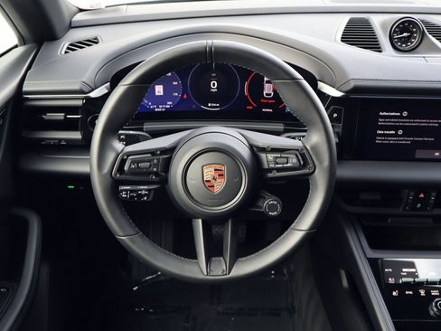 Certified 2025 Porsche Macan Electric RWD image 14