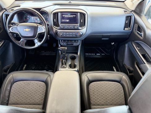 Used 2016 Chevrolet Colorado Z71 AWD/4WD image 12