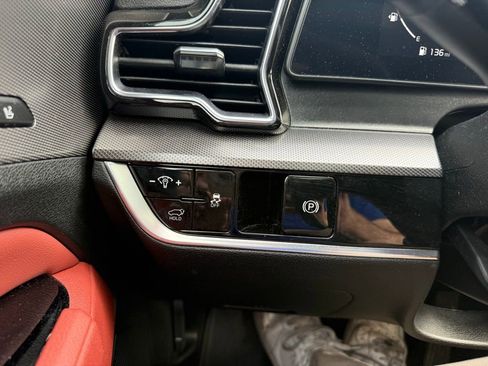 Certified 2023 Kia Sportage SX image 26