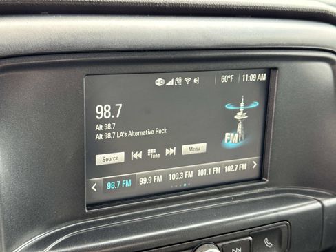 Used 2018 Chevrolet Silverado 2500 W/T w/ WT Convenience Package image 13