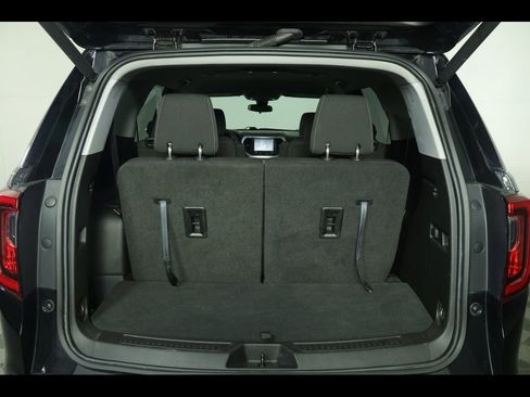 Used 2023 GMC Acadia SLE w/ Driver Convenience Package image 14