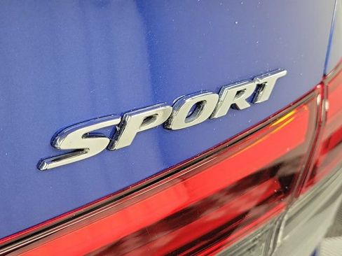 Used 2023 Honda Civic Sport image 8