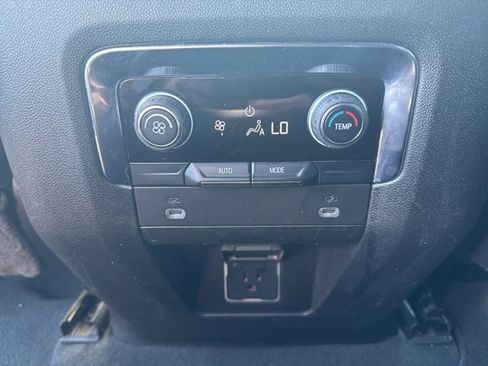 Used 2023 Chevrolet Tahoe LT image 15