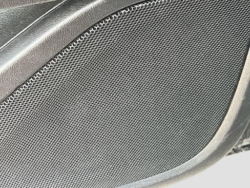 Used 2024 GMC Terrain AT4 w/ Tech Package image 19