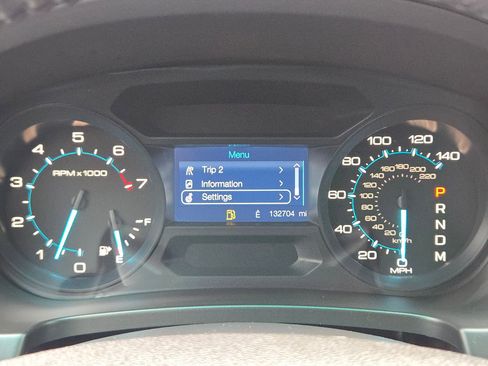 Used 2015 Ford Explorer XLT FWD image 21