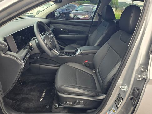 Used 2025 Hyundai Tucson SEL FWD image 12