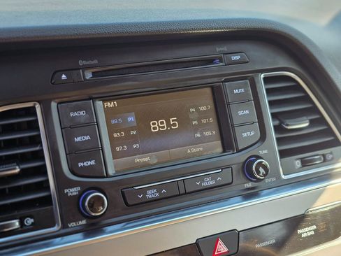 Used 2016 Hyundai Sonata SE image 33