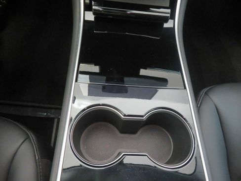 Used 2019 Tesla Model 3 Performance image 29
