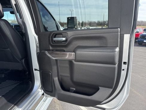 Used 2021 Chevrolet Silverado 2500 LTZ w/ LTZ Premium Texas Edition AWD/4WD image 31