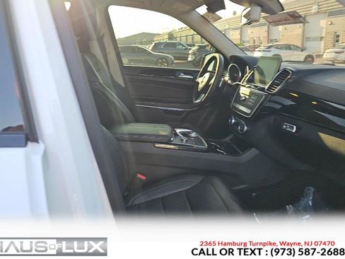 Used 2017 Mercedes-Benz GLS 550 4MATIC w/ Driver Assistance Package image 5