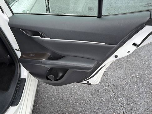 Used 2023 Toyota Camry XLE w/ Navigation Package FWD image 15