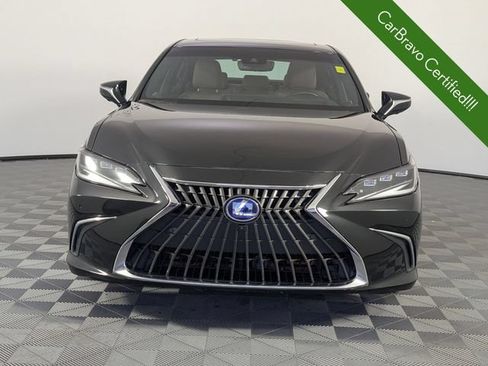 Used 2022 Lexus ES 300h Ultra Luxury w/ Protection Package (P3) FWD image 3