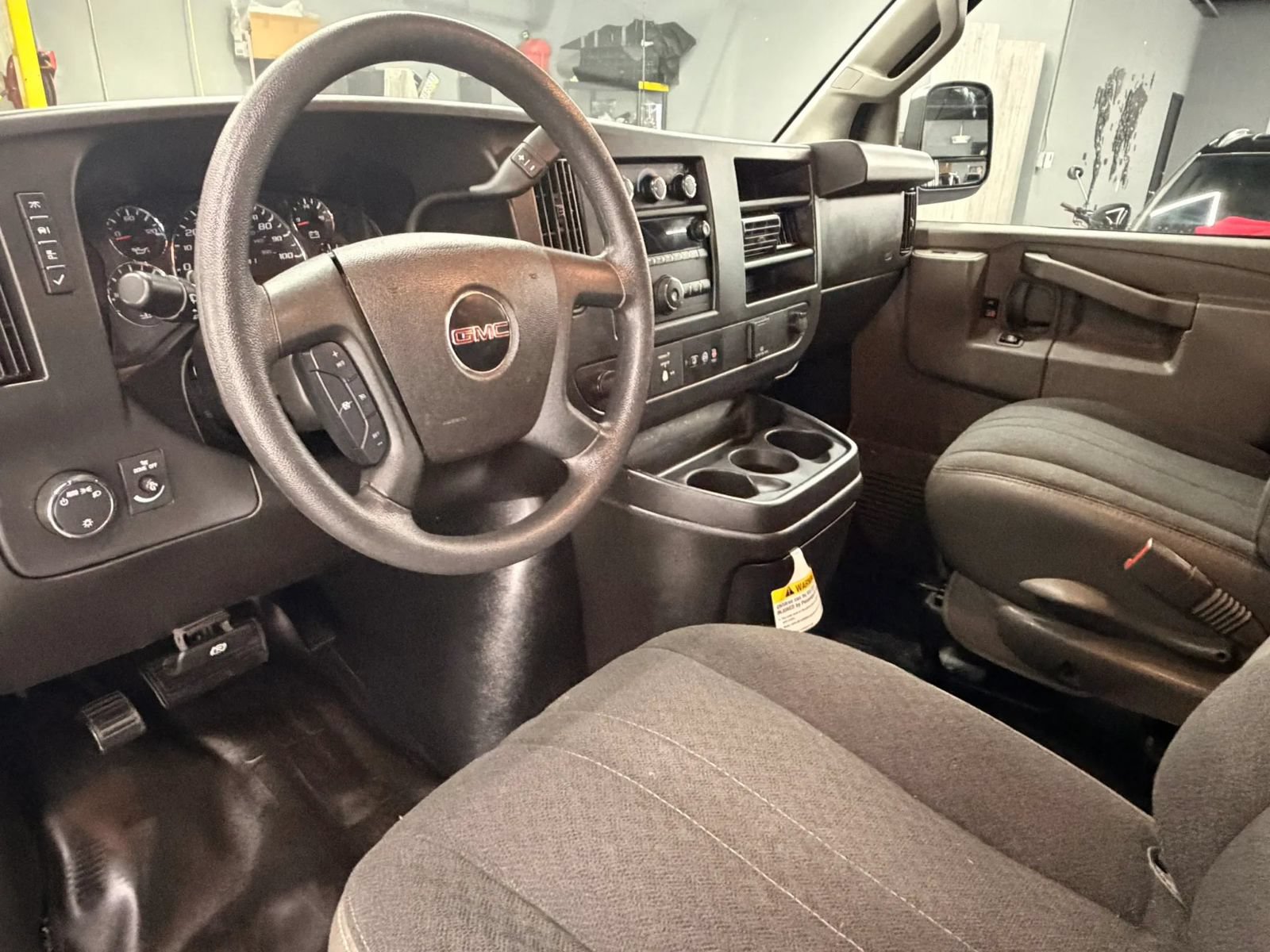 Used 2024 GMC Savana 2500 w/ Driver Convenience Package RWD image 8
