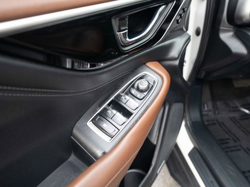 Used 2021 Subaru Outback Touring w/ Popular Package #2 image 7