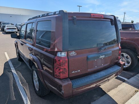 Used 2007 Jeep Commander Sport AWD/4WD image 7