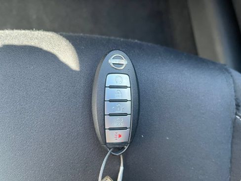 Used 2025 Nissan Altima 2.5 SV FWD image 24