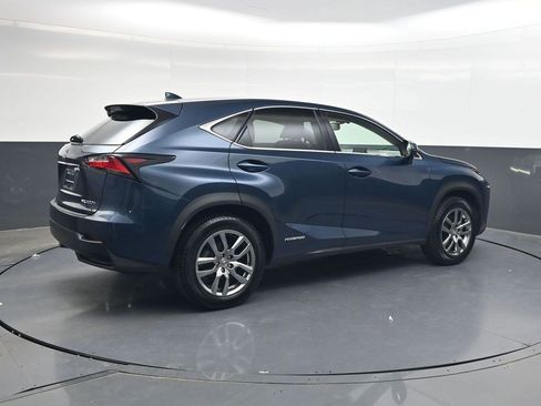 Used 2015 Lexus NX 300h FWD w/ Luxury Package image 4