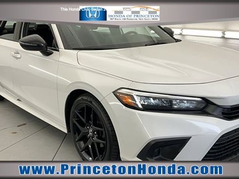 Certified 2022 Honda Civic Sport image 1