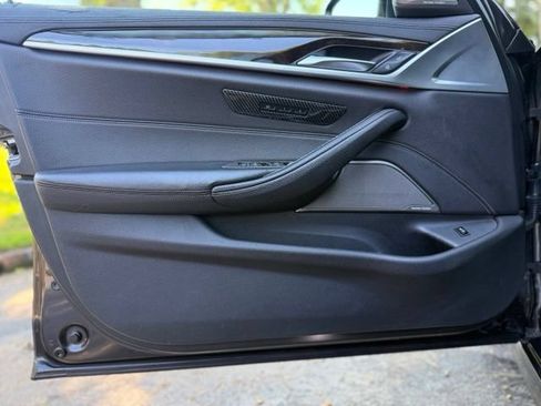 Used 2017 BMW 540i RWD image 12