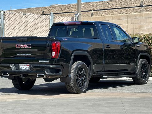 Used 2022 GMC Sierra 1500 Elevation w/ Preferred Package AWD/4WD image 4