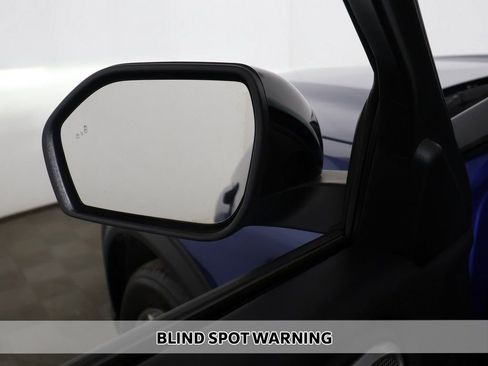 Used 2022 Ford Explorer Limited w/ Equipment Group 301A image 7