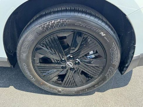 Certified 2025 Nissan Murano SV AWD/4WD image 7