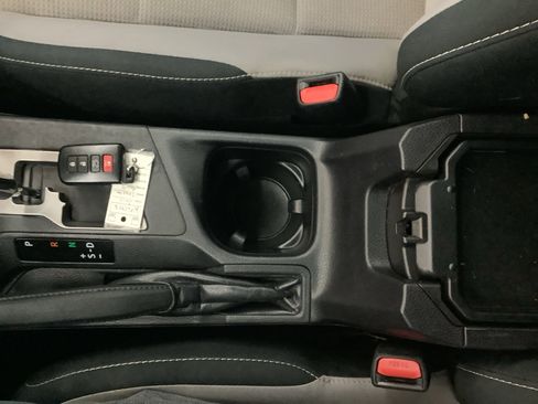 Used 2017 Toyota RAV4 XLE image 24